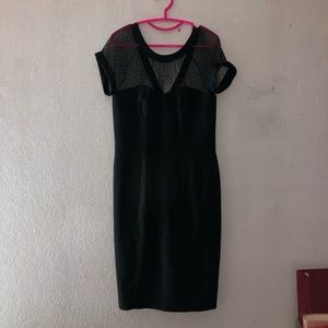 black slimming dress
